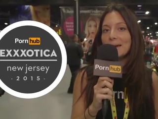 بورن هاب نغم في exxxotica 2015 interviews يوم 2