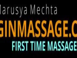 בתולה נוער בייב marusya mechta massaged על ידי עלית בייב