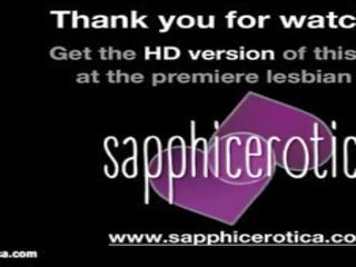Sofa seks tiga orang oleh sapphic erotika - lesbian cinta seks video